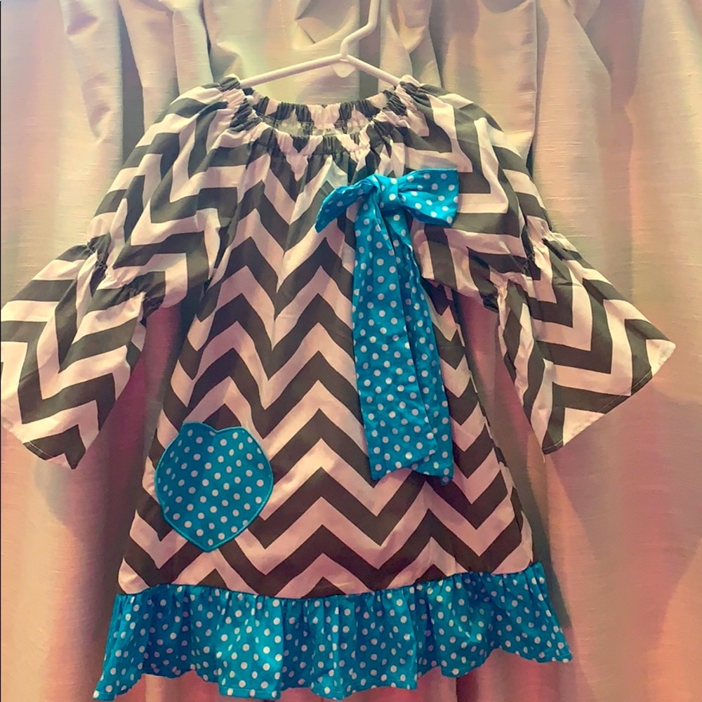 Cute dress for Valentine’s Day.